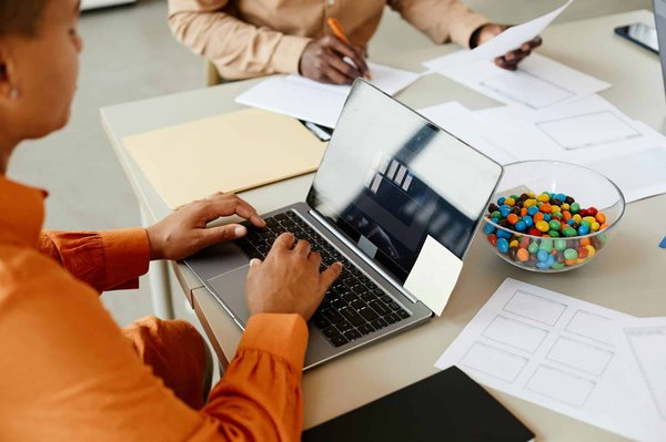 Comment et pourquoi utiliser un logiciel de gestion de formation ?